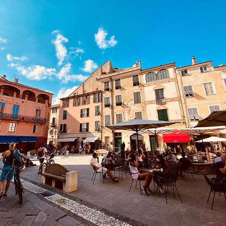 Hostdomus - Bilocale Sul Borgo Lejlighed Finale Ligure Eksteriør billede
