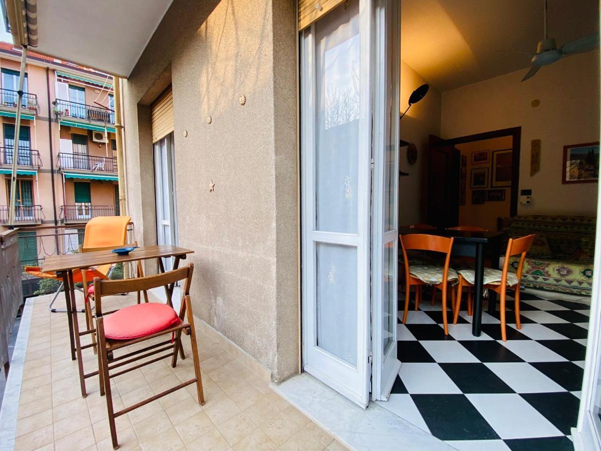 Hostdomus - Bilocale Sul Borgo Lejlighed Finale Ligure Eksteriør billede
